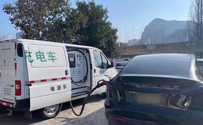 瓦房店汽车搭电
